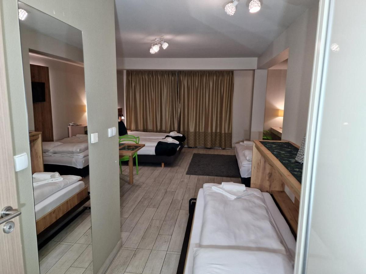 Agat Apartament Czarna Gora Сєнна Екстер'єр фото